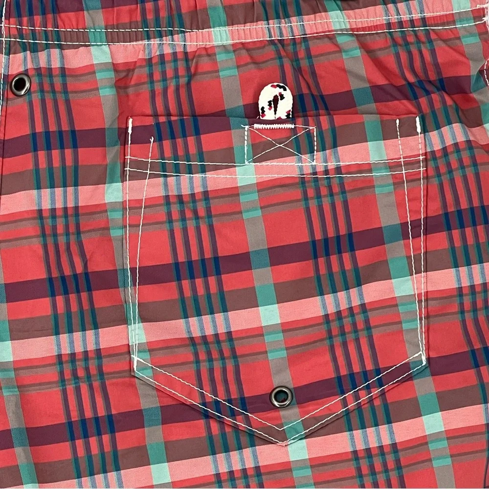 LAND’S END SWIM TRUNKS NWOT RED BLUE GREEN‎ PLAID, MESH LINER, DRAWSTRING WAIST
